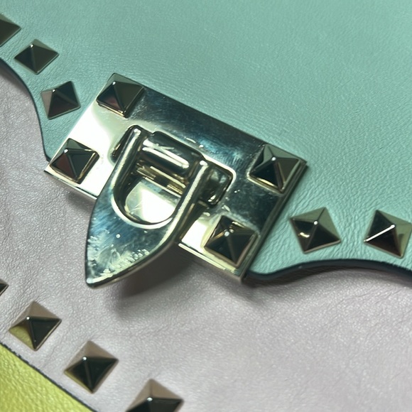 Valentino Rockstud Color block crossbody - Picture 9 of 17